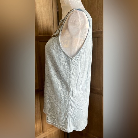NWT BKE Light Blue Embellished Lace Sleeveless Top - Picture 5 of 7